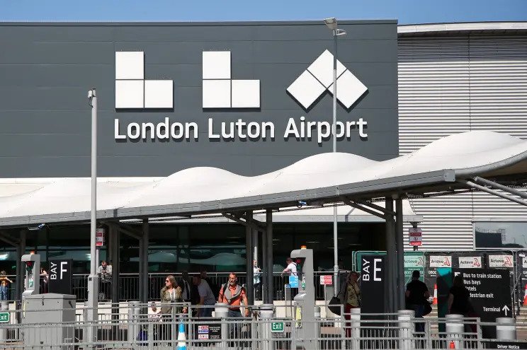 London Luton Airport Airport terminal Meet and Greet parking handover